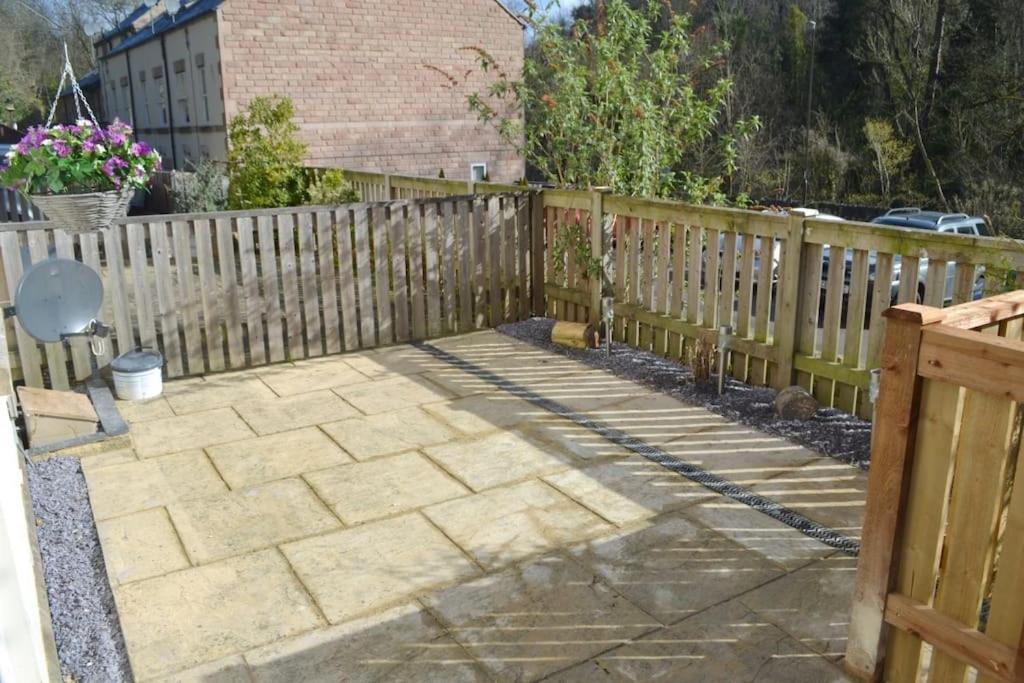 Sleeps 8 Matlock/ Matlock Bath Pet Friendly Holiday home